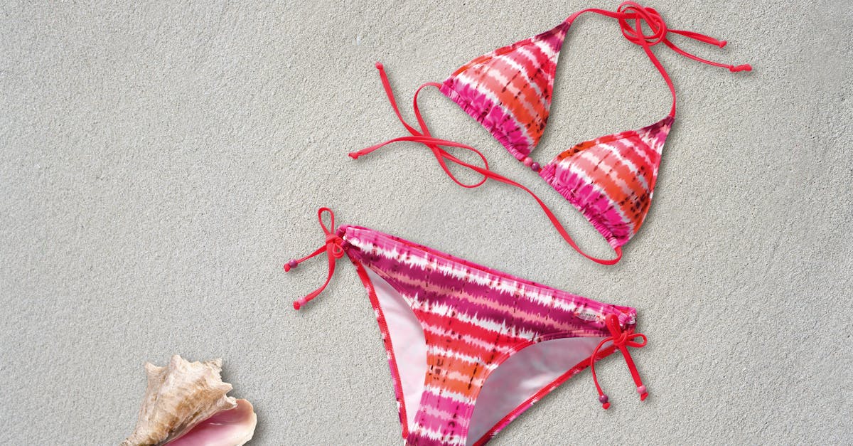 découvrez notre collection raffinée de lingerie. des pièces alliant confort et élégance, conçues pour sublimer votre silhouette. trouvez le soutien-gorge, les culottes ou les ensembles parfaits pour chaque occasion. offrez-vous une touche de sensualité et de sophistication.