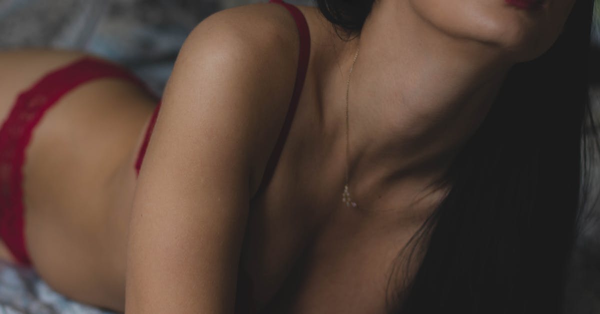 découvrez notre sélection de lingerie raffinée et sexy, alliant confort et élégance. des modèles pour toutes les silhouettes et toutes les occasions, pour se sentir belle et confiante.
