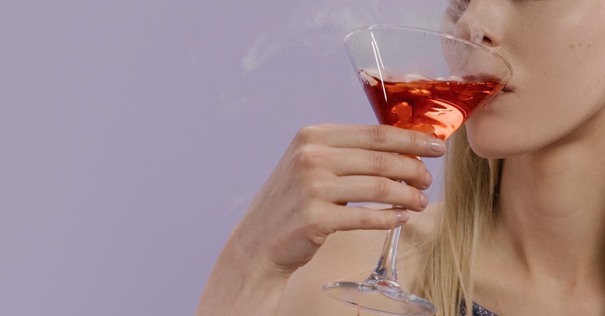 découvrez notre sélection de costumes sexy pour tous les goûts. que ce soit pour une soirée entre amis, un carnaval ou une fête costumée, trouvez le costume qui vous permettra de faire sensation et d'affirmer votre style avec audace.