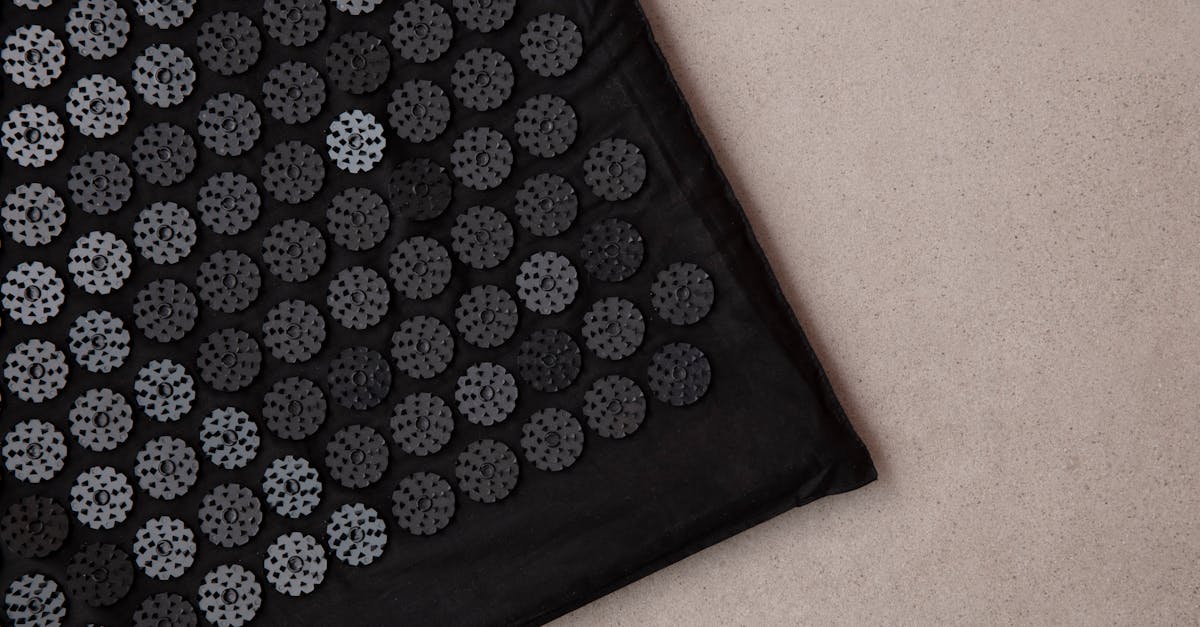 découvrez les bienfaits du tapis d'acupression pour soulager le stress, améliorer la circulation sanguine et favoriser la détente. transformez votre quotidien avec cet accessoire de bien-être idéal pour la maison.