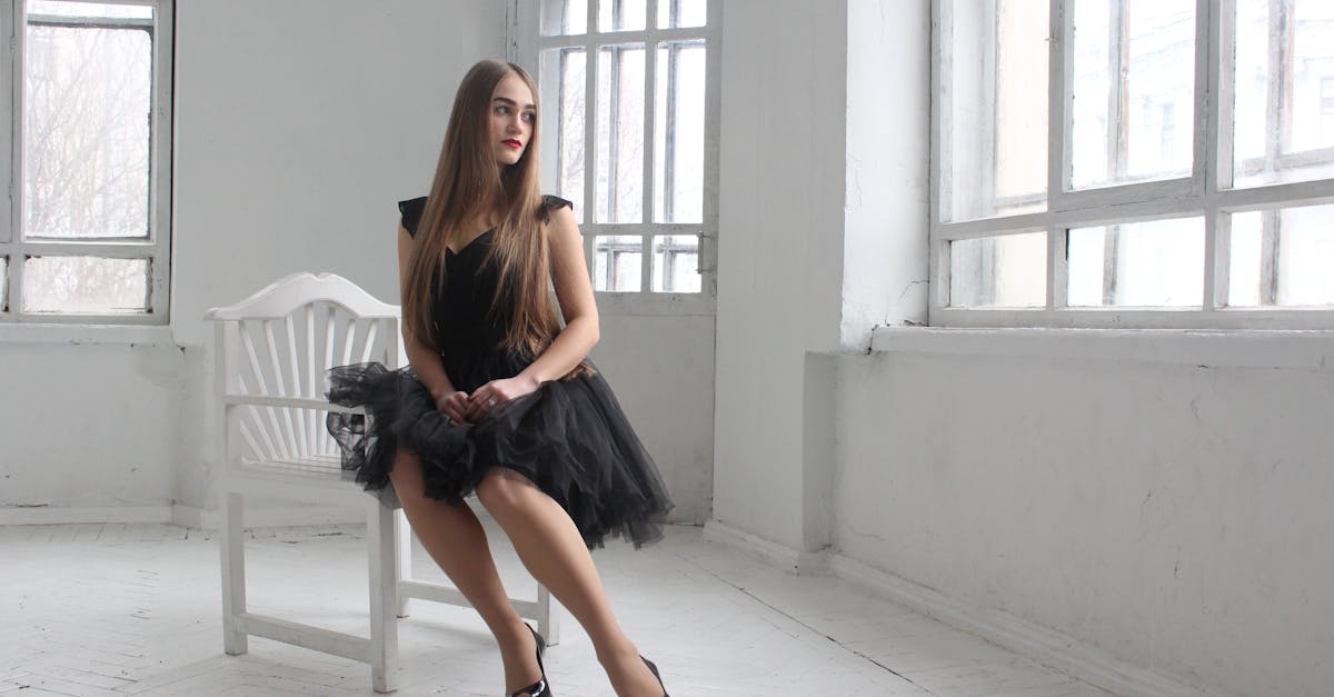 découvrez notre vaste sélection de robes pour toutes les occasions. que ce soit pour un événement spécial, une sortie décontractée ou une tenue de tous les jours, trouvez la robe parfaite qui mettra en valeur votre style unique. explorez des designs variés, des tissus de qualité et des coupes flatteuses qui vous feront briller.