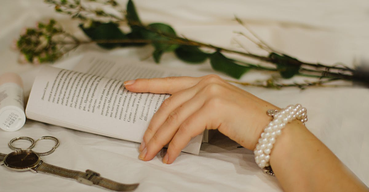 découvrez l'élégance unique des accessoires de mode russes. ce guide explore les tendances, les matériaux raffinés et l'artisanat exceptionnel qui caractérisent la mode en russie. mettez en valeur votre style avec des pièces distinctives, alliant tradition et modernité.